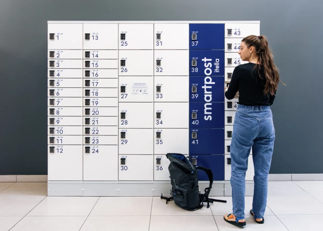 В теплые летние дни стоит выбирать посылочные автоматы в помещениях