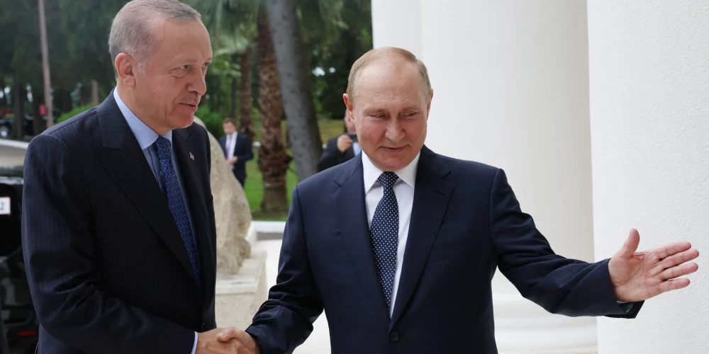 Западные страны обеспокоены углублениям связей Турции с Россией