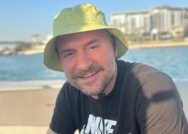 ВИДЕО: певец Ираклий Пирцхалава решил переименовать хит "Лондон-Париж" в "Волга-Иртыш"