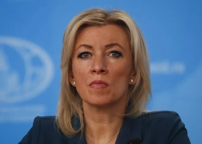 Захарова: Россия может ввести меры против Латвии из-за давления на россиян при въезде