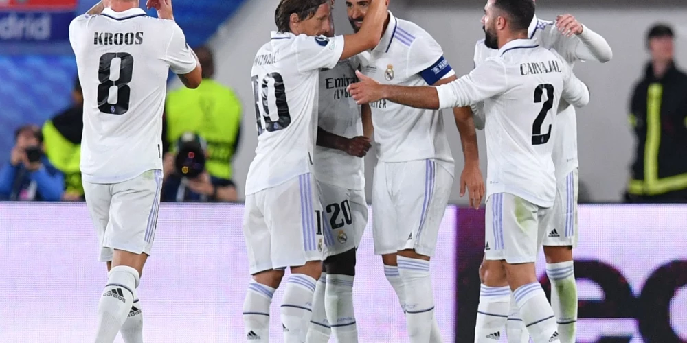 UEFA Superkausu iegūst Madrides "Real"