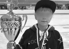 Из-за попадания шайбы в сердце умер 14-летний хоккеист - инцидент попал на видео