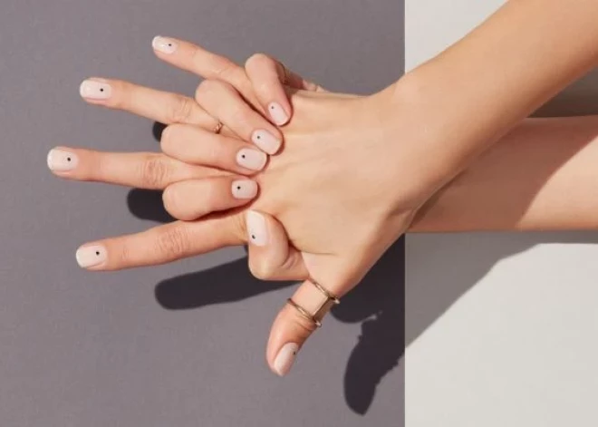 Veseli nagi – katra cilvēka rota