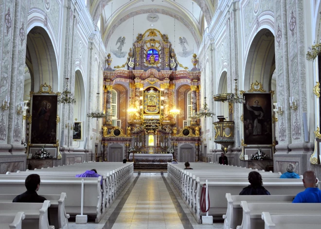 Uz Aglonu tiks norīkoti papildu autobusi un vilciens, kā arī pagarināti esošie autobusu maršruti
