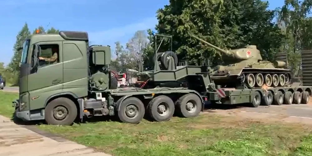 Демонтаж танка в Нарве (Фото: скриншот видео)