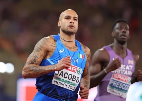 Olimpiskais čempions Džeikobss izcīna zelta medaļu arī Eiropas čempionāta 100 metru sprintā