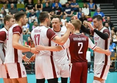 Latvijas volejbolisti trīs setos zaudē Somijai un tikpat kā atvadās no cerībām spēlēt finālturnīrā