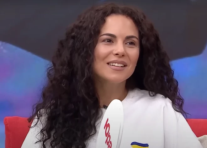 Настя Каменских вернулась в Украину спустя пять месяцев и промолчала о Потапе