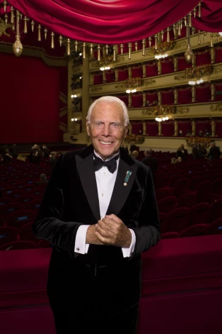 Džordžo Armani operas “Makbets” pirmizrādes vakarā “La Scala” teātrī Milānā 2021. gadā.