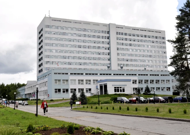 Суицид в Даугавпилсской региональной больнице: пациент выпрыгнул из окна