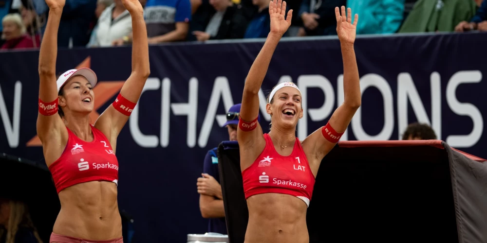 August 19, 2022, Munich, Bavaria, Germany: Munich, Germany, August 19th 2022: Tina Graudina (1 Latvia) and Anastasia Kravcenoka (2 Latvia) after winning the Beach Volleyball Quarter Final game between Germany and Latvia at Koenigsplatz at the Munich 2022 European Championships in Munich, Germany  (Credit Image: © Liam Asman/Sport Press Photo via ZUMA Press)