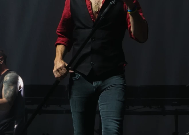 Labdarības tūres "Help for Ukraine" ietvaros "Arēnā Rīga" uzstājās ukraiņu rokgrupa "Okean Elzy".