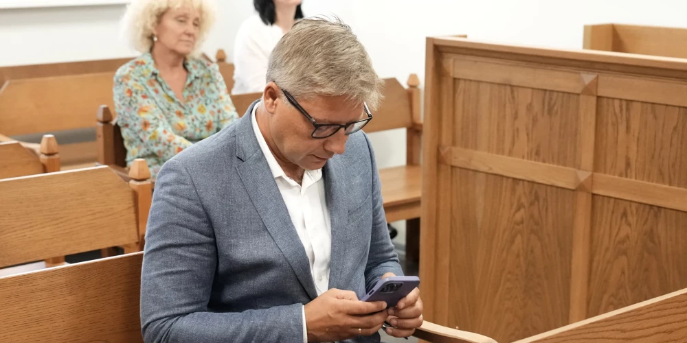 Ušakovs noliedz aizliegtas videonovērošanas ierīces izmantošanu