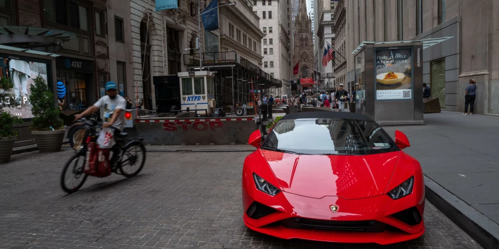 "Lamborghini" iepriekšpārdošanā pārdevis visus automobiļus līdz 2024. gadam