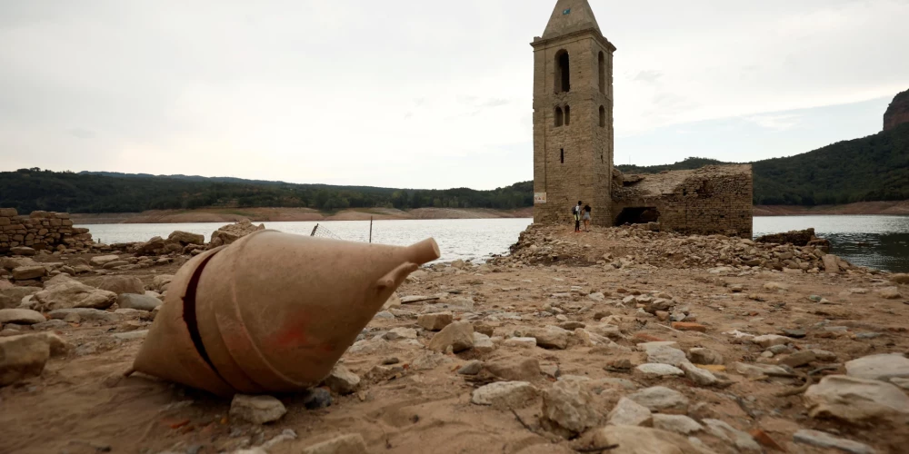 Karstuma vilnis Spānijā acu apbrīnai pilnībā atklājis "Sant Roma" baznīcu