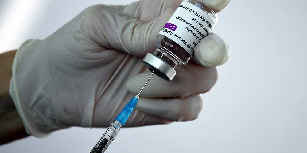 Latvijā vakcinēšanos pret Covid-19 joprojām atbalsta mazāk nekā vakcinēšanos pret citām slimībām