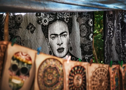 В Буэнос-Айресе впервые за 25 лет выставлен автопортрет Фриды Кало