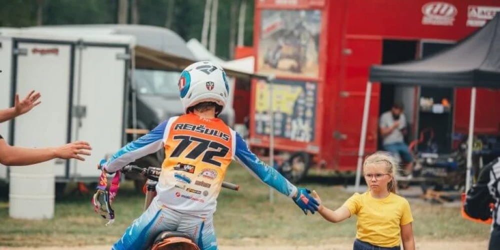 Jānim Reišulim sudraba medaļa pasaules junioru čempionātā motokrosā 125 kubikcentimetru klasē