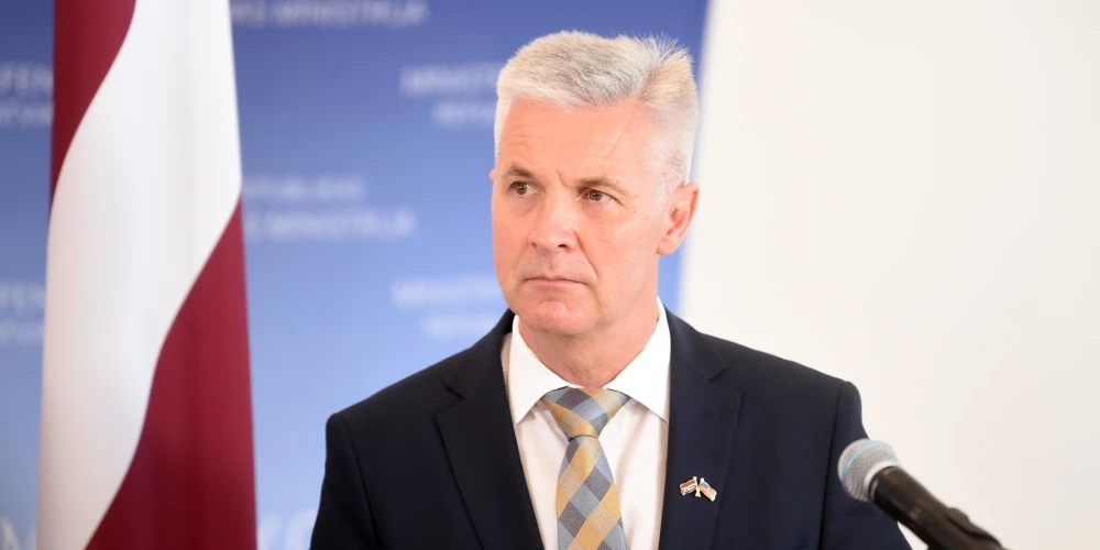 Latvijas aizsardzības ministrs Artis Pabriks.