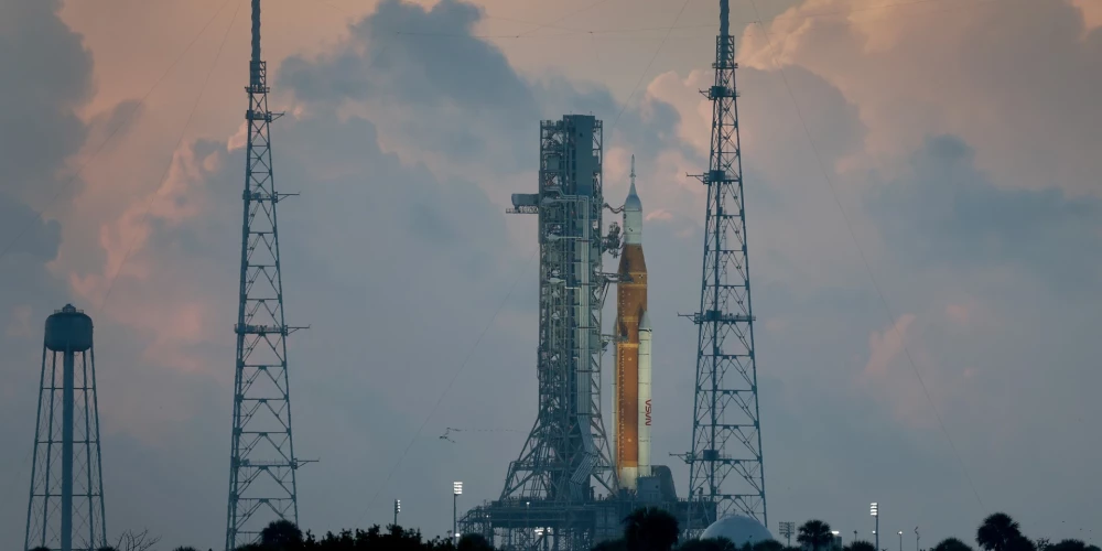 NASA Mēness misijas raķete. 