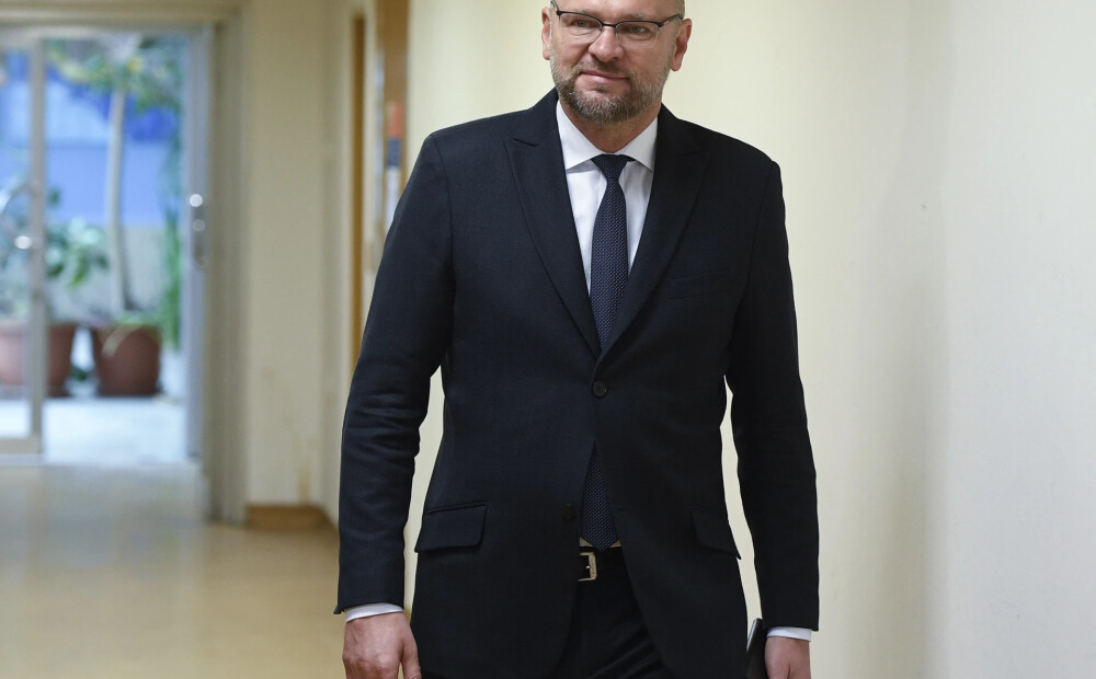 Slovākijā atkāpjas ekonomikas ministrs
