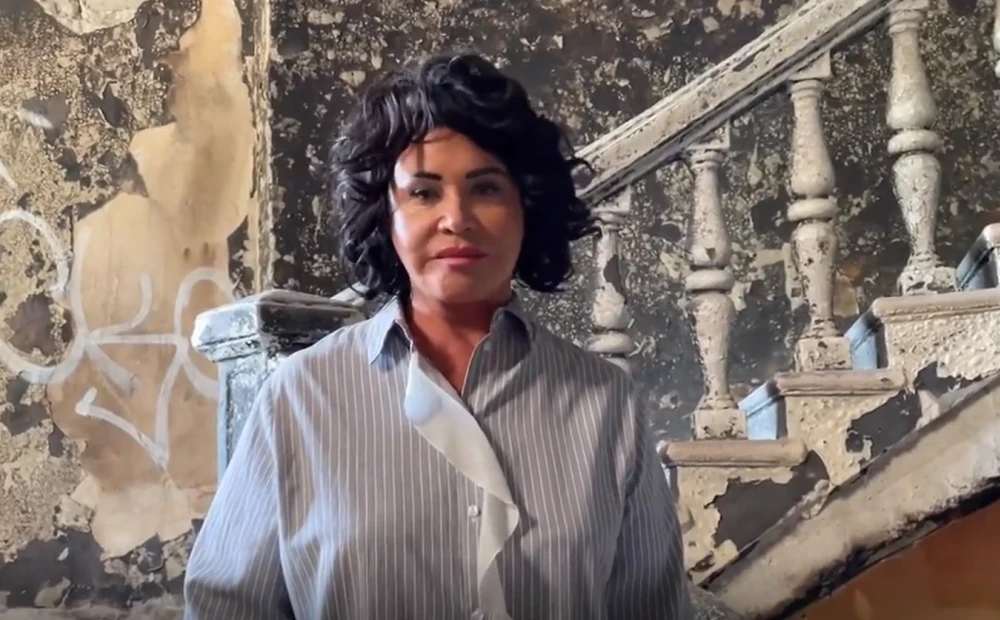 Ðадежда Ðабкина ÑÑÑÑоила ÑÑемки на Ñоне Ñазбомбленного дÑамÑеаÑÑа в ÐаÑиÑполе | Otkrito.lv