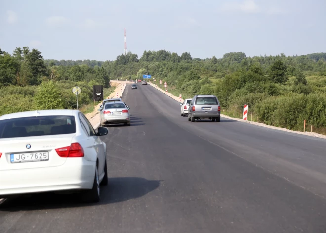 Pierīgā jārēķinās ar intensīvāku satiksmi un papildu laiku ceļā