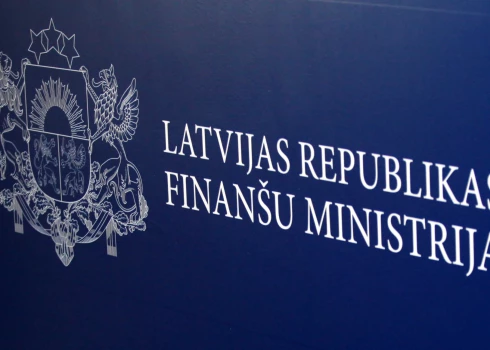 Uzraksts "Latvijas Republikas Finanšu ministrija".