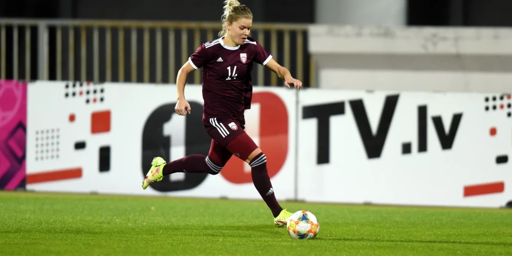 Latvijas futbolistes Pasaules kausa kvalifikācijas priekšpēdējā spēlē zaudē Ziemeļmaķedonijai