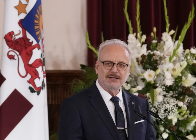 Эгил Левитс: "Я пошел сразу во второй класс 50 лет назад"; что-то здесь не сходится