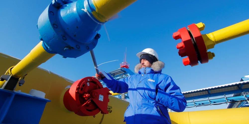 "Gazprom": Ķīna par Krievijas gāzi maksās juaņās un rubļos