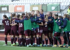 Pasaules kausa kvalifikācijas spēle futbolā sievietēm starp Latvijas un Ziemeļīrijas valstsvienībām Jūrmalas pilsētas stadionā "Sloka".