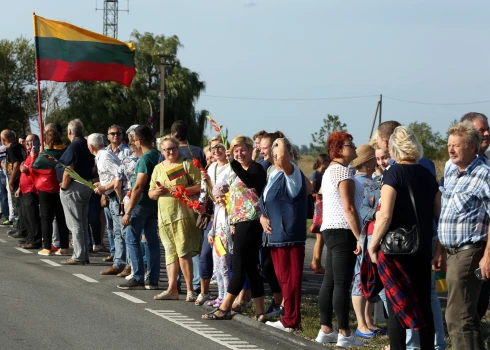 Литва начала ограничивать въезд гражданам РФ