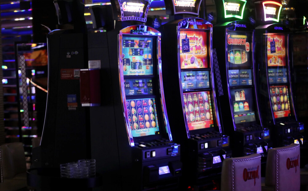Pašvaldībām paplašina tiesības lemt par azartspēlēm, savukārt domniekiem atļauj apvienot amatus