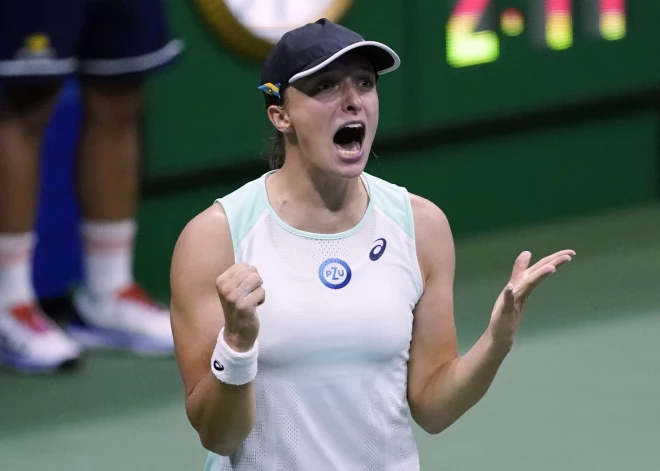 ASV atklātā čempionāta finālā tiksies Švjonteka un Žabēra