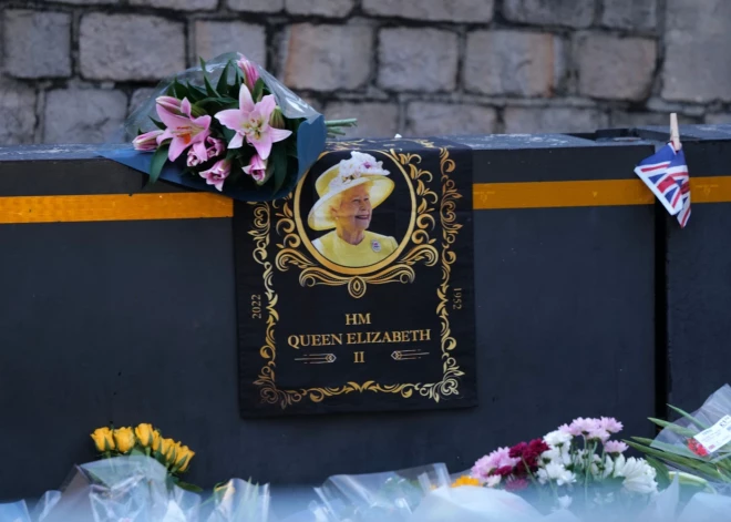 Стало известно, кто был с Елизаветой II в последние минуты ее жизни