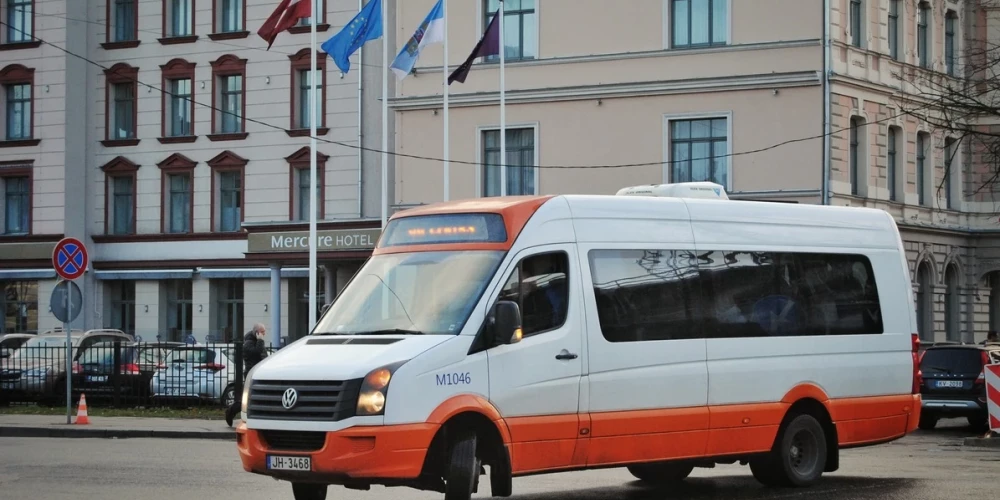 "Rīgas mikroautobusu satiksme" pasludina maksātnespēju