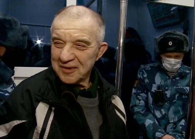 Скопинский маньяк Мохов пожаловался в суде на хулигана