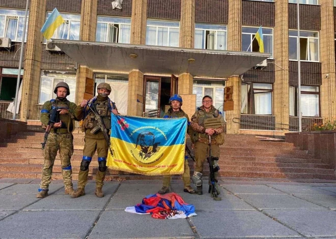 Ukrainas armija padzinusi okupantus un iegājusi stratēģiski svarīgajā Kupjanskā