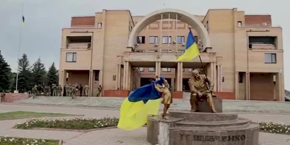 Ukrainas karavīri jau esot Lisičanskas apkaimē