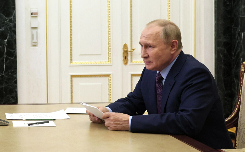 Vairāki Krievijas pašvaldību deputāti pieprasījuši Putina atkāpšanos