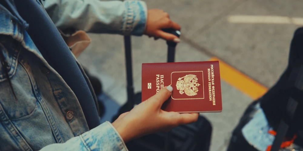 ES stājas spēkā jaunā vīzu izsniegšanas kārtība Krievijas pilsoņiem