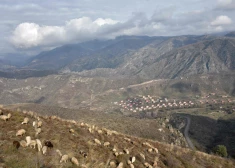 Uz Armēnijas un Azerbaidžānas robežas izcēlušās bruņotas sadursmes