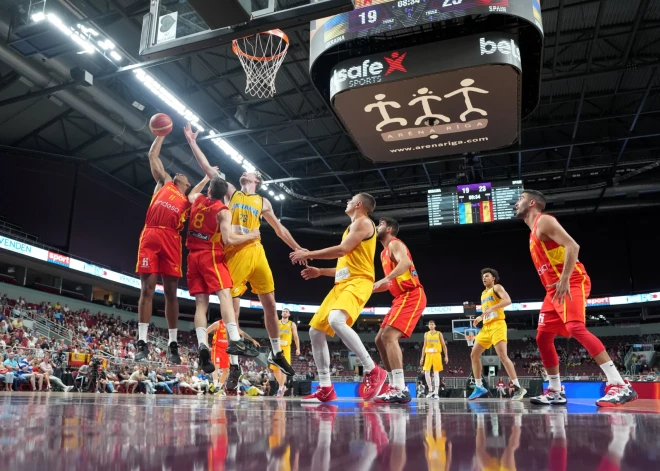 Desmit stundu laikā izpārdotas biļetes uz Latvijas un Lielbritānijas basketbola izlašu spēli "Arēnā Rīga"