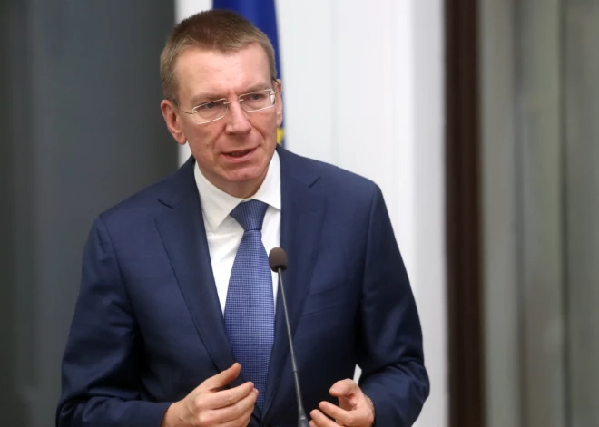 Ринкевич: Европа должна продолжать еще больше поддерживать Украину