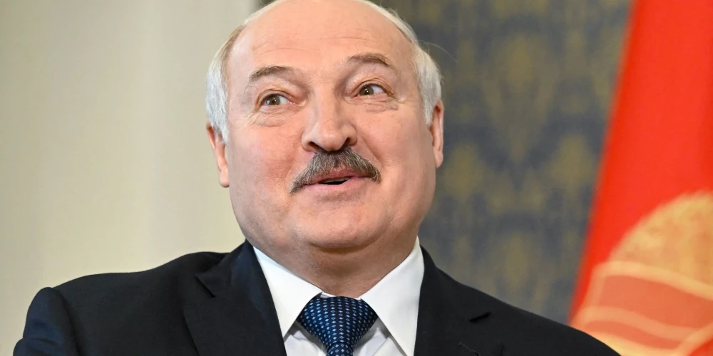 Lukašenko pateicas Sji par atbalstu grūtos laikos