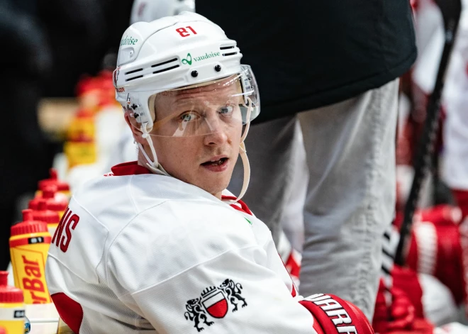 Ķēniņš sezonu sāk ar četrām soda minūtēm un zaudējumu