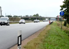 Опрос: качество содержания дорог летом большинство жителей Латвии считает хорошим
