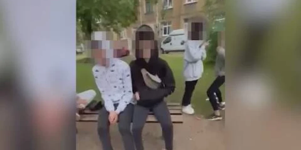 кадр из видео