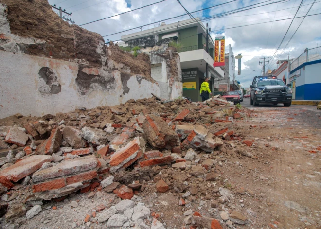 Мощное землетрясение сотрясло Мексику сразу после учений по ликвидации последствий землетрясений